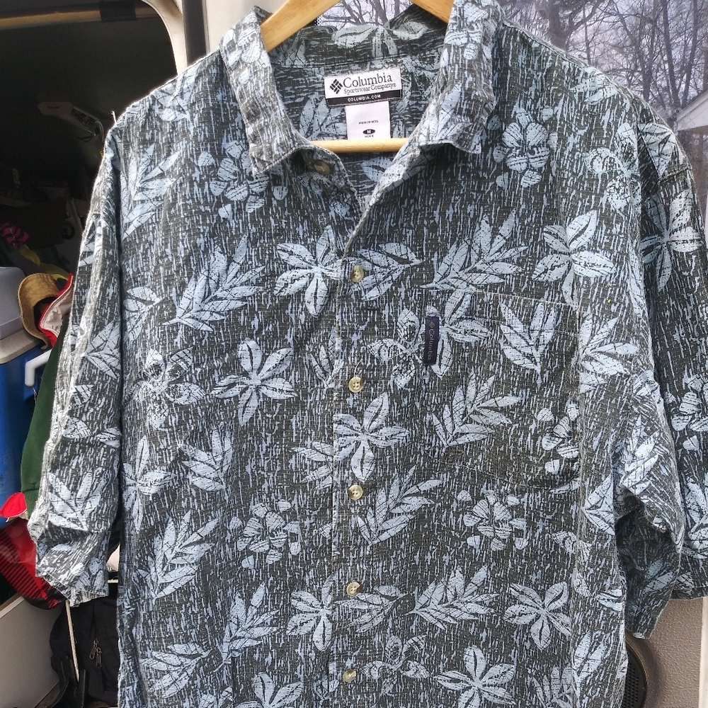 Columbia - Floral Button Up Shirt